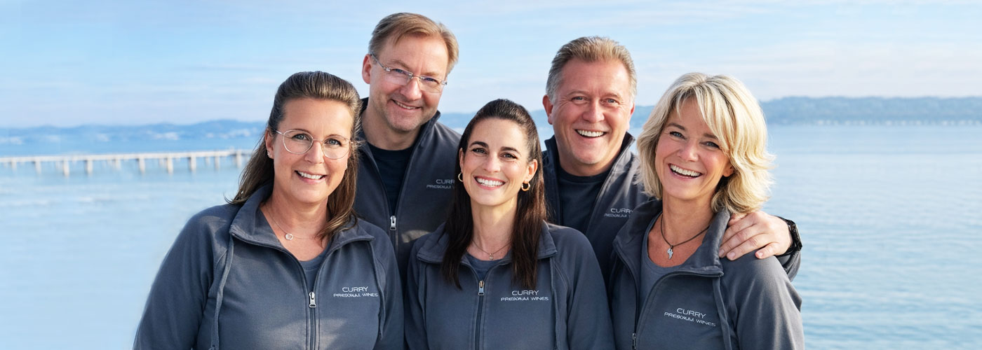 Herzlich Willkommen - Ihr Curry Team