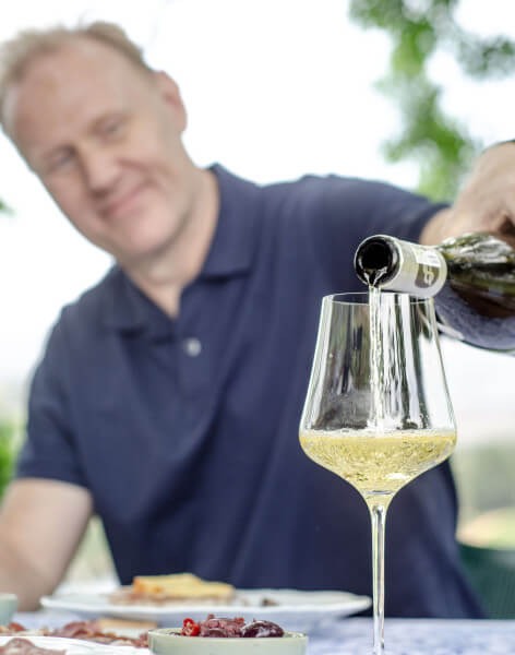 richard-wine-92 richard-wine-92